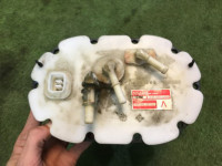 フューエルポンプハウジング SUBARU LANCASTER OEM 42021AE000 42021AE001 BH9 1998 EJ254