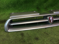 Grelha do radiador SUBARU LEGACY OEM 91061AC200 BG5 1998 Silver 406
