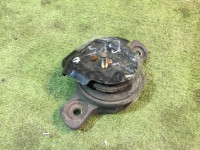 ยางแท่นเครื่องขวา SUBARU LEGACY OEM 41022AG110 BP5 2004 EJ20Y