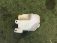 กระปุกน้ำฉีดกระจก SUBARU LEGACY B4 OEM 86610AE010 BE9 2001 EJ254