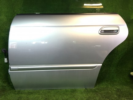 Porta traseira esquerda SUBARU LEGACY B4 OEM 60400AE410 BE9 2001 Silver 01G