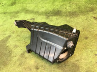Корпус воздушного фильтра SUBARU LEGACY B4 OEM 46051FE000 46053AC090 BE9 2001 EJ254