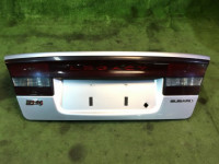 Крышка багажника 57501AE040 84251AE03A SUBARU LEGACY B4