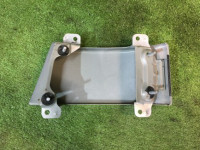 左テールランプ下ガーニッシュ SUBARU LEGACY B4 OEM 51473AE011 BE9 2001 Silver 01G
