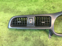 Рамка спидометра SUBARU LEGACY B4 OEM 66180AE000 BE9 2001 Silver 01G