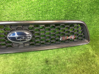 Решетка радиатора SUBARU LEGACY B4 OEM 91121AE230 BE9 2001 Silver 01G