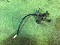 Замок багажника SUBARU LEGACY B4 OEM 57534AC011 BE9 2001 Silver 01G