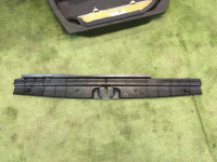 แผงบุห้องเก็บของท้าย SUBARU LEGACY OEM 94047AE020NS 94047AE030NS 95066AE020ML 95066AE030ML 95065AE080ML BH5 2000 arctic silver M 792