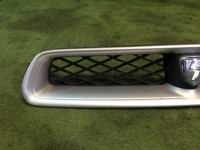 Решетка SUBARU LEGACY OEM 91121AE210SJ BH5 2000 arctic silver M 792
