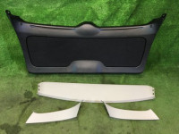 Обшивка пятой двери 94320AG000JC 94310AG000OR 94330AG000OR 94330AG010OR SUBARU OUTBACK