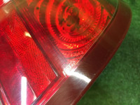 右尾灯 SUBARU OUTBACK OEM 84201AG220 BP9 2006