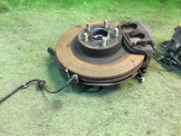 フロントハブ SUBARU OUTBACK OEM 28373AG000 26300SA001 26292SA001 26292SA001 BP9 2006 EJ253