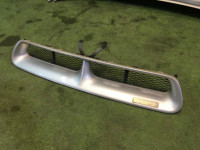 Решетка радиатора SUBARU LEGACY B4 OEM 91121AE160 BE5 2000 Silver 792