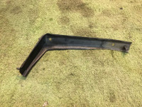 Крепление переднего бампера правое 57714AC040 SUBARU LEGACY