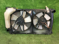 Radiador del motor SUBARU LEGACY OEM 45199AC250 BD9 1997 EJ25D
