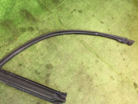 Borracha da porta direita SUBARU LEGACY OEM 62710AC000 BD9 1997 green 51D