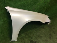 右フロントフェンダー SUBARU LEGACY OEM 57110AG0809P BP5 BL5 2006 white pearl 37J