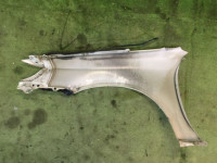 右フロントフェンダー SUBARU LEGACY OEM 57110AG0809P BP5 BL5 2006 white pearl 37J