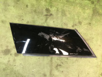 Стекло багажника левое SUBARU LEGACY OEM 65210AG250 BP5 2006