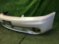 フロントバンパー SUBARU LANCASTER OEM 57703AE130YF, 57704AE020 BHE 2000 white pearl 081