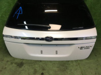 Embellecedor entre los pilotos traseros SUBARU LEGACY OEM 91710AG000WU BP5   BPE BPH  BP9 2006