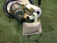 Fuel pump SUBARU LANCASTER OEM 42021AE040 BHE BEE 2001 EZ30