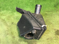 Корпус воздушного фильтра SUBARU LANCASTER OEM 46051AE000, 46052AE000 BHE 2001 EZ30