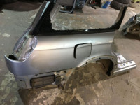 右リアフェンダー SUBARU LANCASTER OEM 51410AE160 BHE BH9 2001 Silver 1U2