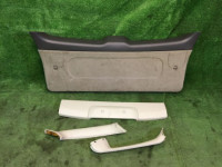 Обшивка пятой двери 94320AE011AD, 94310AE020GF, 94310AE030GF, 94310AE000GF SUBARU LANCASTER