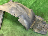 Подкрылок передний правый SUBARU LANCASTER OEM 59110AE020 BHE BH9 2001 Silver 1U2