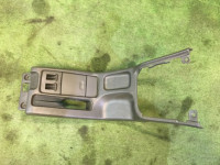 Подстаканник 92132AE000DG, 66150AE020DG SUBARU LANCASTER