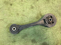 Подушка акпп верхняя 41040AE010 SUBARU LANCASTER
