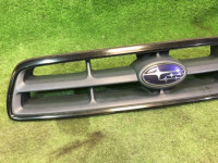 Решетка радиатора SUBARU LANCASTER OEM 91121AE260 BHE BH9 2001 Silver 1U2