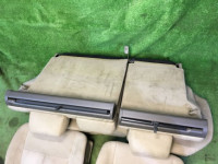 シートセット SUBARU LANCASTER OEM 64010AE700GE, 64010AE710GE, 64221AE130GE, 64231AE130GE BHE BH9 2001 Silver 1U2