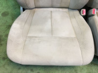 シートセット SUBARU LANCASTER OEM 64010AE700GE, 64010AE710GE, 64221AE130GE, 64231AE130GE BHE BH9 2001 Silver 1U2