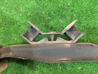 Travessa da caixa SUBARU LANCASTER OEM 41011AE010, 41022AE120 BH9 BHE 2000 EJ254