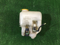 玻璃水壶 SUBARU LANCASTER OEM 86610AE010 BH9 2000 EJ254
