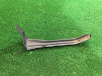 Крепление переднего бампера левое SUBARU LANCASTER OEM 57707AE240 BHE BH9 2000 grey 9G9
