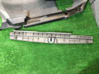 แผงบุห้องเก็บของท้าย SUBARU LANCASTER OEM 94047AE020AC, 94047AE030AC, 95066AE020OC, 95066AE030OC, BH9 BHE BH5 2000 grey 9G9