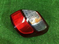 右尾灯 84201AE220 SUBARU LANCASTER