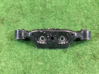 Подушка редуктора SUBARU OUTBACK OEM 41310AG020 BPE BP9 2004 EZ30