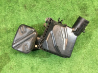 Корпус воздушного фильтра SUBARU OUTBACK OEM 46052AG000, 16546AA090, 46052AG050, 46043AG020 BPE 2004 EZ30