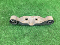 Подушка редуктора SUBARU LANCASTER OEM 41310AE020 BHE BH9 BH5 2000 EZ30