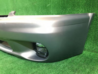 Para-choques dianteiro SUBARU LANCASTER OEM 84501AE220, 57703AE130MF, 57711AE150, 84501AE230 BHE BH9 2000 beige 8L5