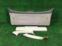 Обшивка пятой двери 94320AE011AD, 94310AE020GF, 94310AE030GF, 94310AE000GF SUBARU LANCASTER