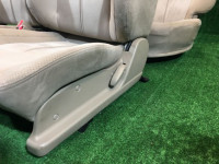 Juego de asientos SUBARU LANCASTER OEM 64010AE731GE, 64010AE721GE, 64221AE130GE, 64231AE130GE BHE BH9 2000 beige 8L5
