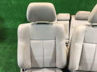 Juego de asientos SUBARU LANCASTER OEM 64010AE731GE, 64010AE721GE, 64221AE130GE, 64231AE130GE BHE BH9 2000 beige 8L5