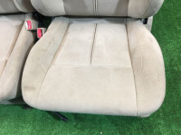 Juego de asientos SUBARU LANCASTER OEM 64010AE731GE, 64010AE721GE, 64221AE130GE, 64231AE130GE BHE BH9 2000 beige 8L5