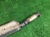 Средняя часть глушителя SUBARU LANCASTER OEM 44200AE080 BHE BEE 2000 EZ30