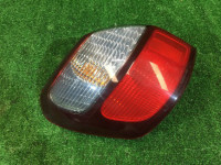 左尾灯 84201AE230 SUBARU LANCASTER